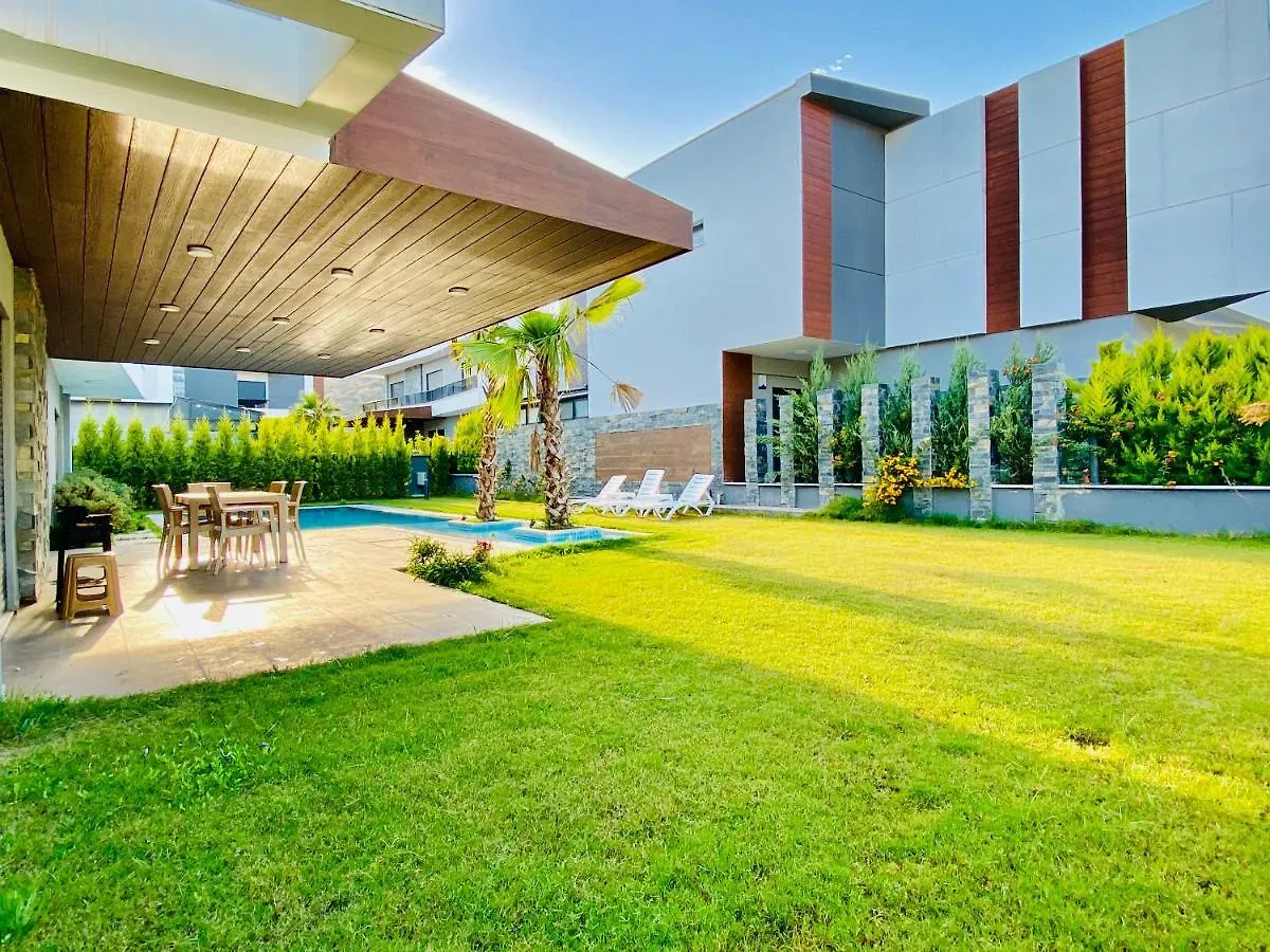 Villa Oasis Villalari 4 Kusadasi