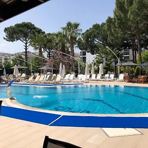 3* Appart hôtel Opus